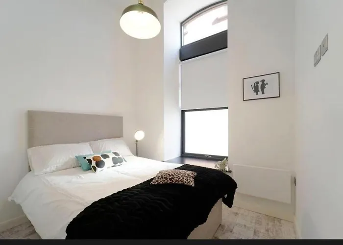 2 Bed Sleeps 6 * 利兹